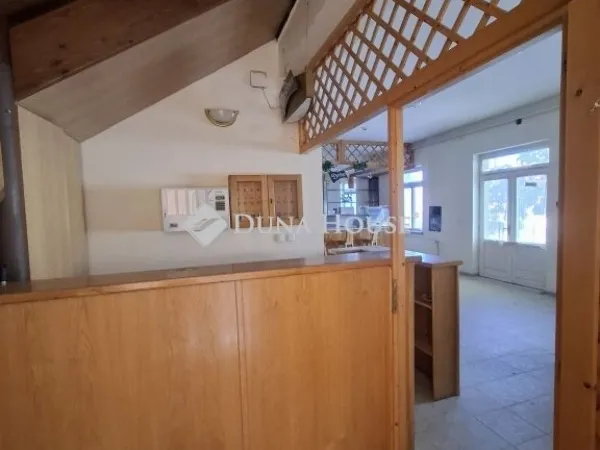 Eladó kereskedelmi és ipari ingatlan Dömös 1348 nm