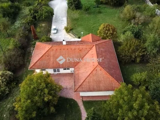 Eladó ház Esztergom 350 nm