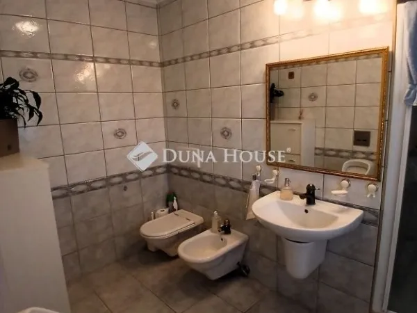 Eladó ház Esztergom 350 nm