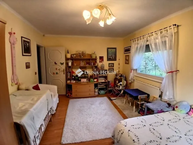 Eladó ház Esztergom 350 nm