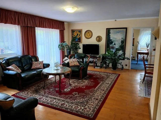 Eladó ház Esztergom 350 nm