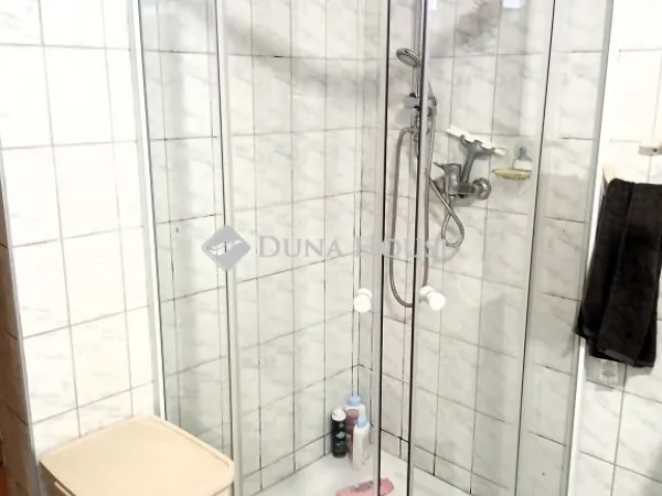 Eladó ház Esztergom 350 nm