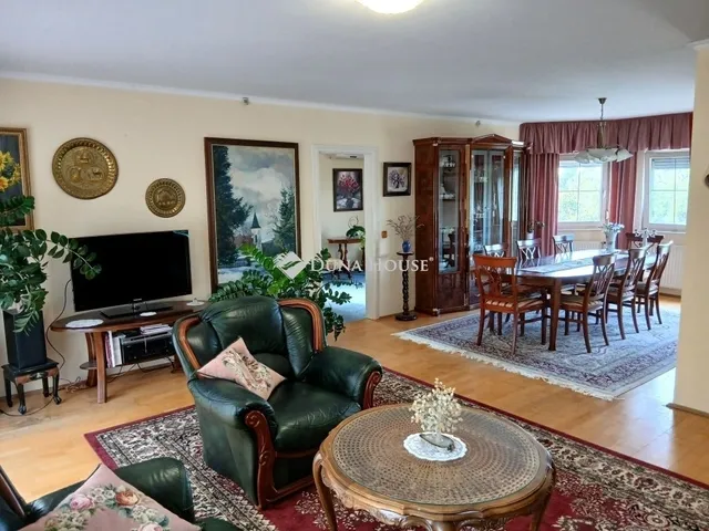 Eladó ház Esztergom 350 nm