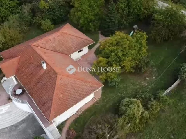 Eladó ház Esztergom 350 nm
