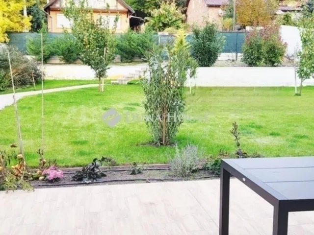 Eladó ház Piliscsaba 170 nm