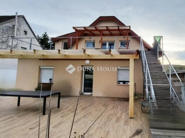 Eladó ház Piliscsaba 170 nm