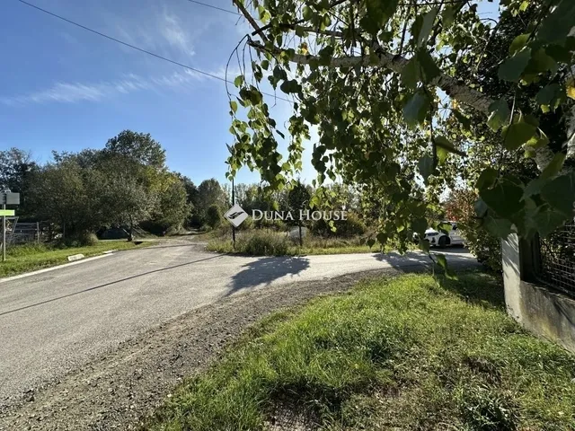 Eladó ház Leányfalu 180 nm