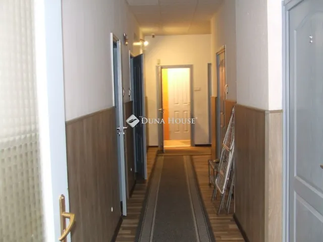 Eladó lakás Esztergom 151 nm