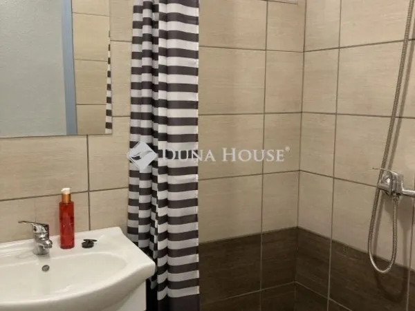 Eladó lakás Esztergom 151 nm