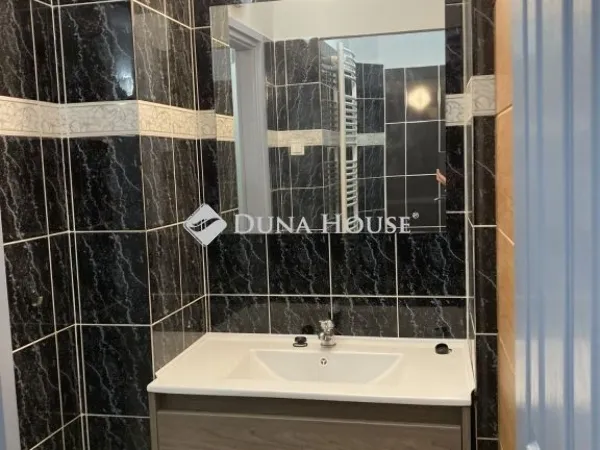 Eladó lakás Esztergom 151 nm