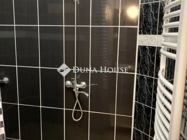 Eladó lakás Esztergom 151 nm