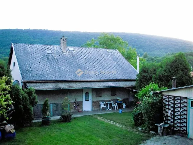 Eladó ház Tardos 140 nm