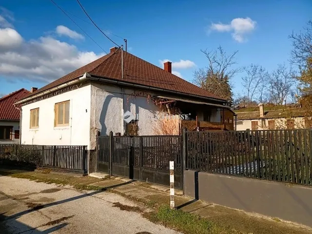 Eladó ház Bajna 107 nm