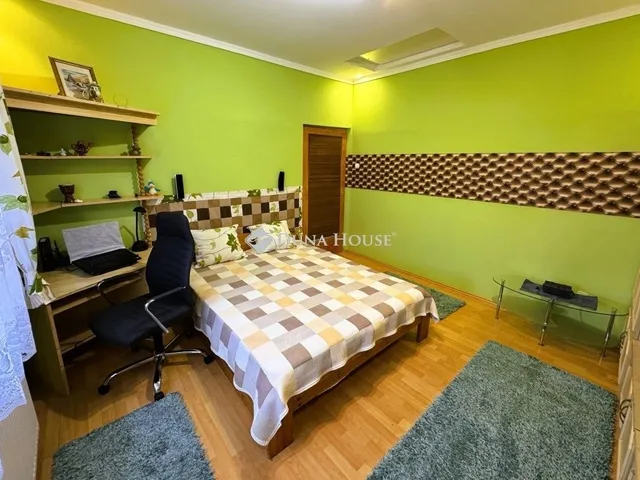 Eladó ház Csolnok 166 nm