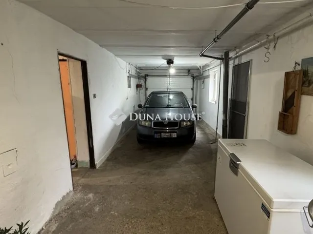 Eladó ház Csolnok 166 nm