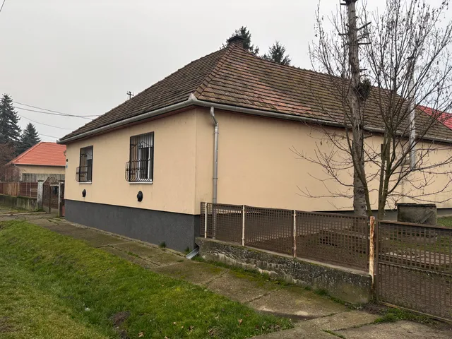 Eladó ház Nagysáp 110 nm