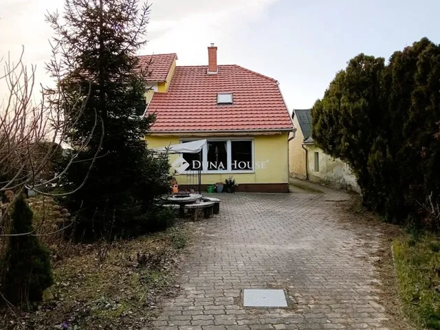 Eladó ház Esztergom 155 nm