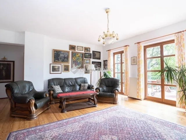 Eladó ház Solymár 245 nm