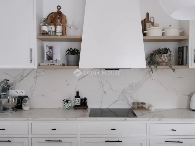 Eladó ház Szentendre 190 nm