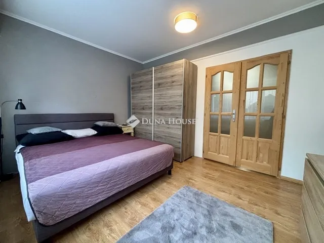 Eladó ház Tokod 216 nm