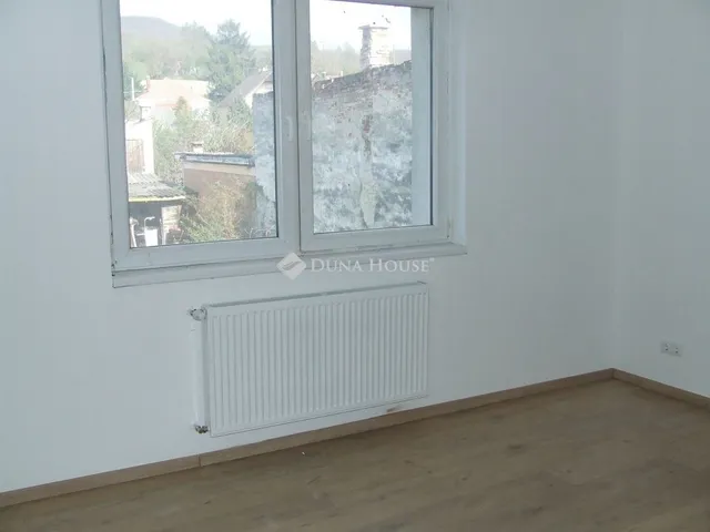 Eladó ház Esztergom 189 nm