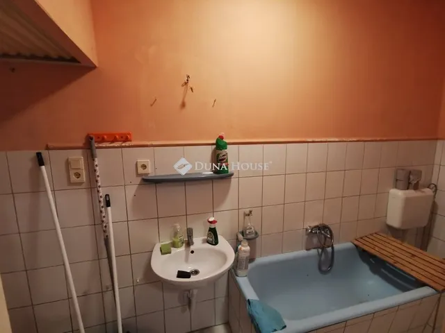 Eladó ház Csolnok 48 nm