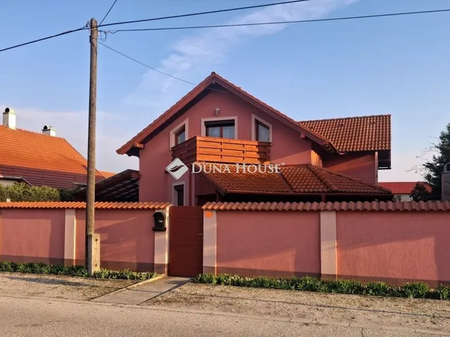 Eladó ház Esztergom 136 nm