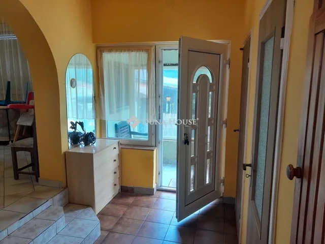 Eladó ház Sárisáp 160 nm