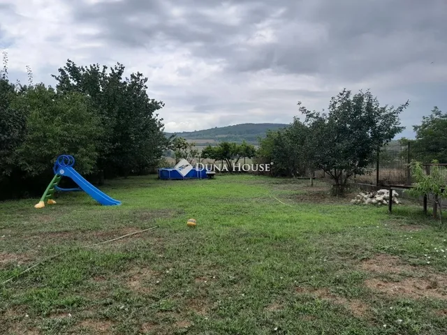 Eladó ház Sárisáp 160 nm