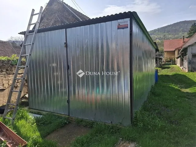 Eladó ház Dömös 89 nm