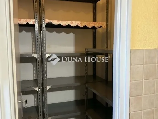 Eladó ház Tokod 220 nm