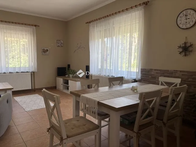 Eladó ház Nyergesújfalu 80 nm