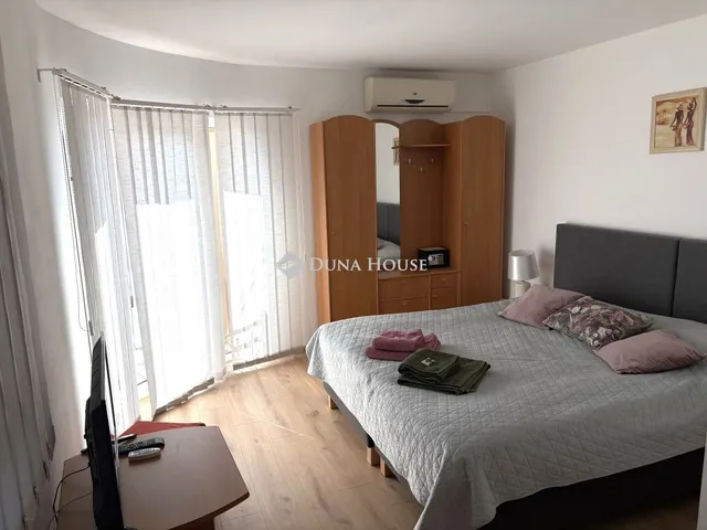 Eladó ház Komárom 500 nm
