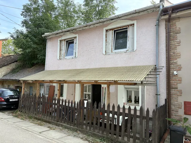 Eladó ház Esztergom 56 nm