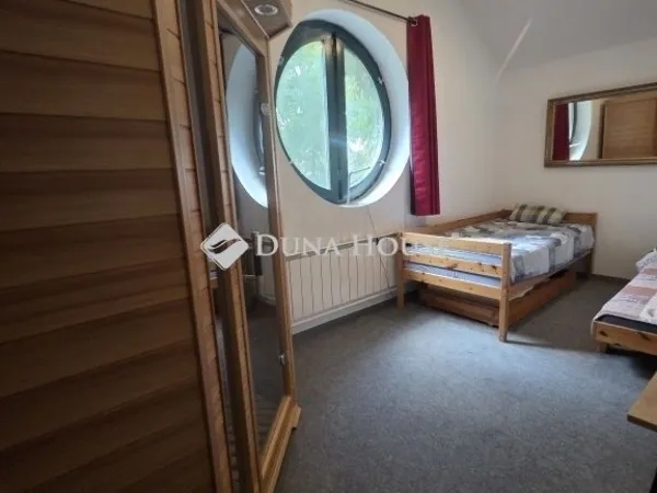 Eladó ház Csobánka 199 nm