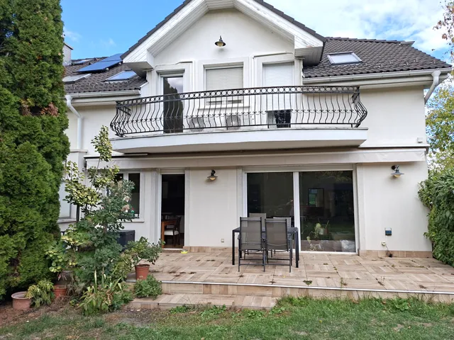 Eladó ház Budapest III. kerület 196 nm