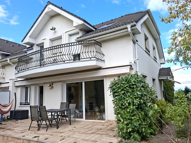 Eladó ház Budapest III. kerület 196 nm