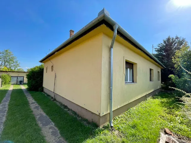 Eladó ház Vácszentlászló 107 nm