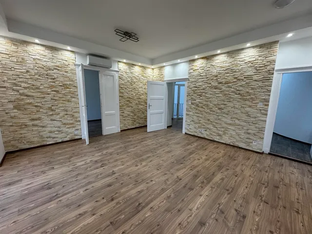 Eladó lakás Budapest VIII. kerület 65 nm