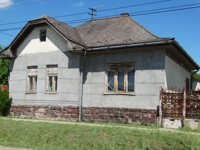 Eladó ház Vácszentlászló 120 nm