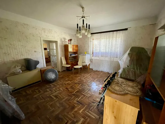 Eladó ház Vácszentlászló 268 nm