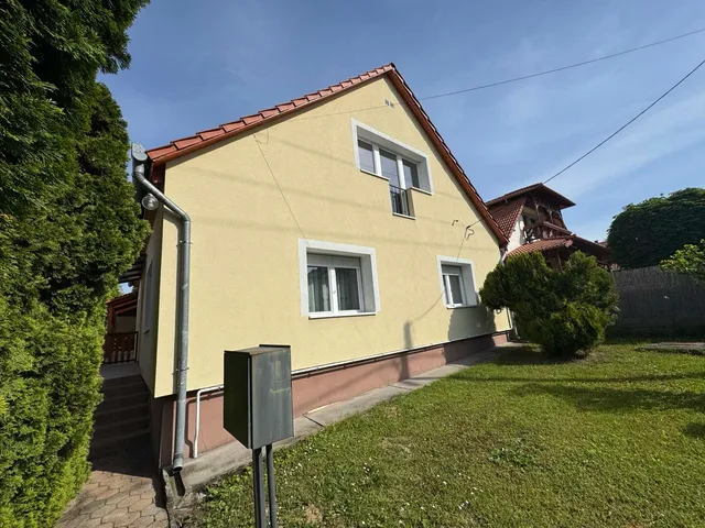 Eladó ház Gödöllő 255 nm