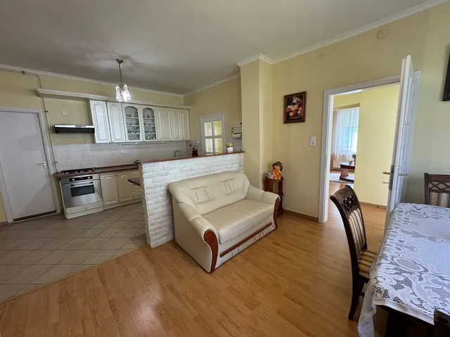 Eladó ház Gödöllő 255 nm