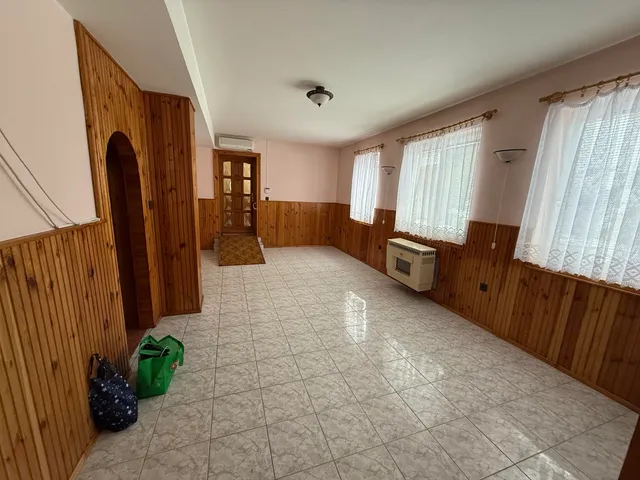 Eladó ház Vácszentlászló 130 nm