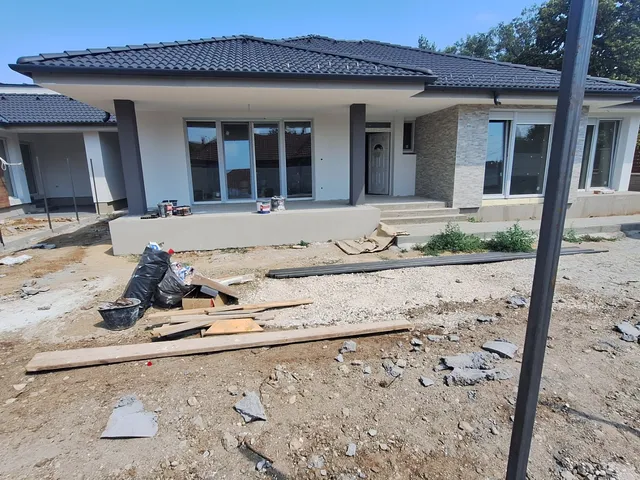 Eladó ház Gödöllő 145 nm