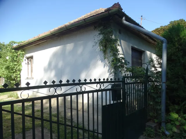 Eladó ház Isaszeg 75 nm