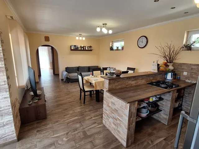 Eladó ház Valkó 132 nm