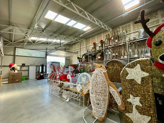 Eladó kereskedelmi és ipari ingatlan Nagytarcsa 380 nm