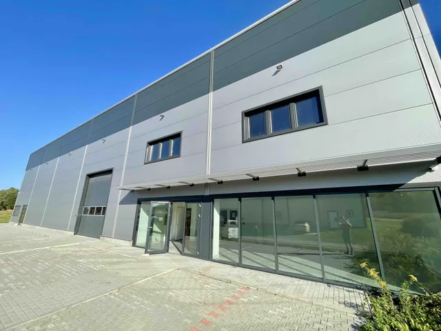 Eladó kereskedelmi és ipari ingatlan Bag 1160 nm