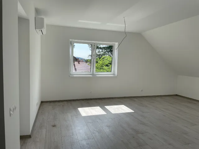 Eladó lakás Gödöllő 87 nm